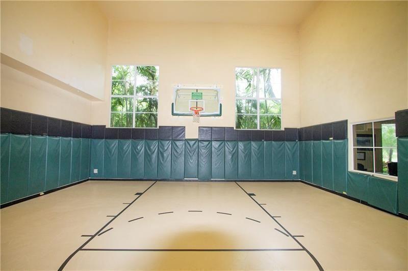 1660 Renaissance Commons Boulevard, Unit 2619 Boynton Beach, FL 33426 - Photo 20 of 20 Basketball