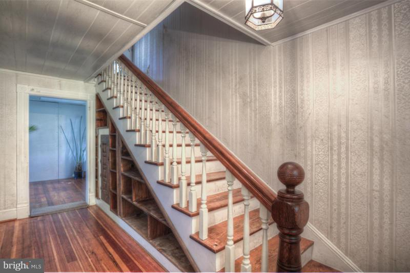 280 Poplar Road Fredericksburg, VA 22406 - Photo 17 of 20 Foyer