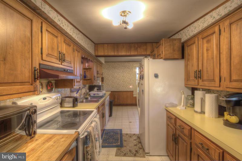 280 Poplar Road Fredericksburg, VA 22406 - Photo 18 of 20 Kitchen