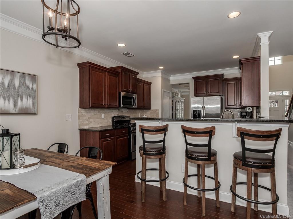 10318 Newbridge Road Charlotte, NC 28278 - Photo 11 of 30 Gallery Image 11