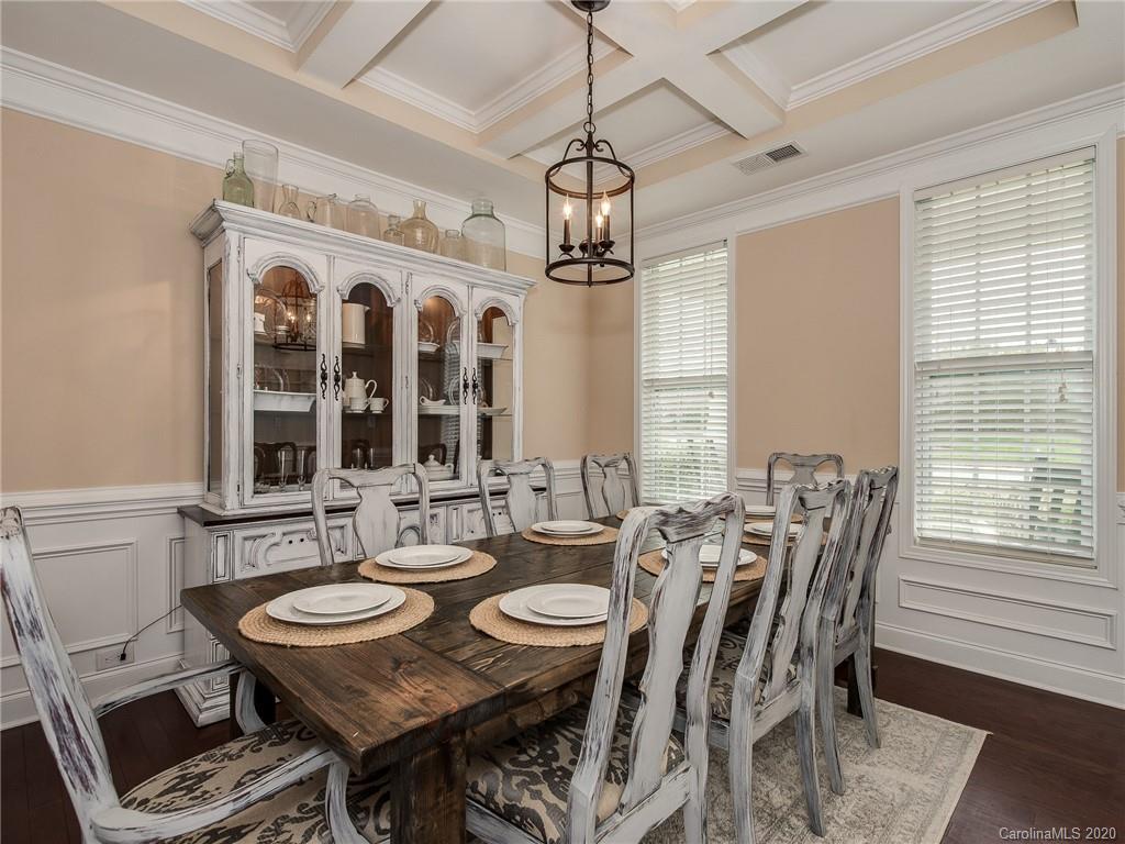 10318 Newbridge Road Charlotte, NC 28278 - Photo 3 of 30 Gallery Image 3