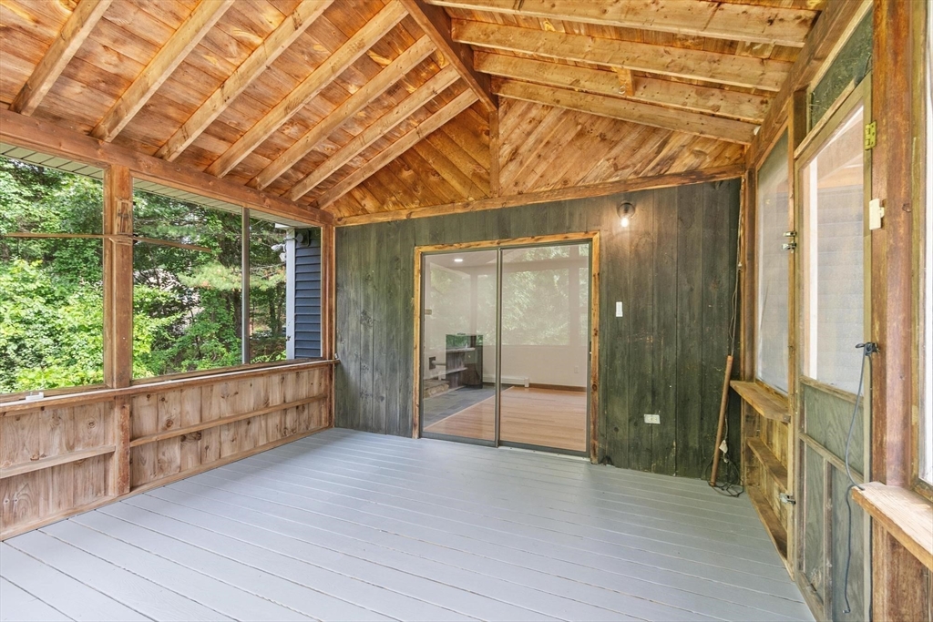 29 Tyler Road Townsend, MA 01469 - Photo 12 of 41