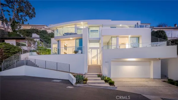 $8,450,000 | 640 Temple Hills Drive, Laguna Beach, CA 92651