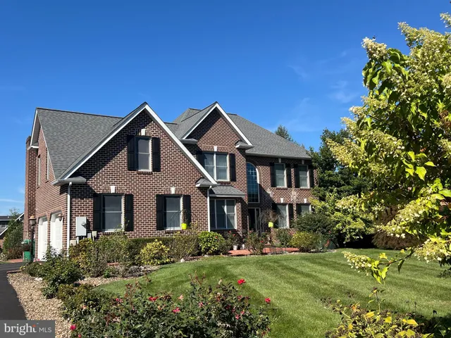 $649,900 | 3325 Muirfield Drive, Chambersburg, PA 17202
