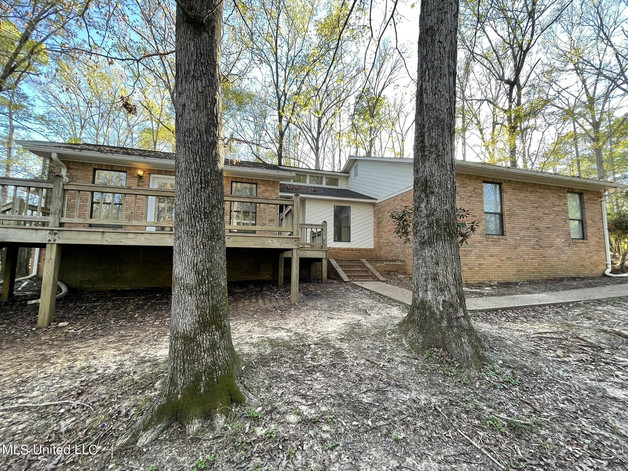 384 Ponta Hills Road Meridian, MS 39305 - Photo 1 of 18 House