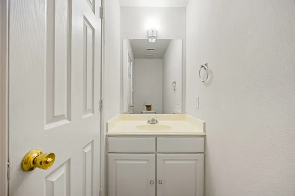 $2,200 | 18107 Fairhope Oak Street, Houston, TX 77084