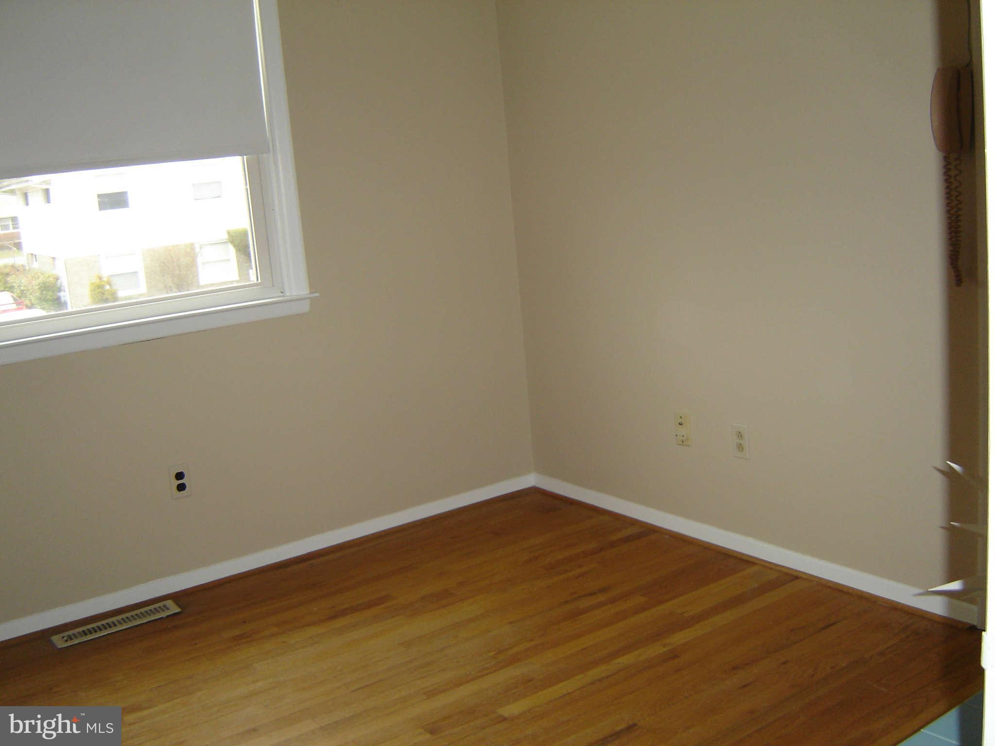 8402 Charlton Road Randallstown, MD 21133 - Photo 26 of 30 Bedroom 3 Front