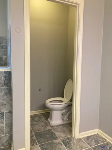 $319,000 | 3531 Riverway Drive, Baton Rouge, LA 70820