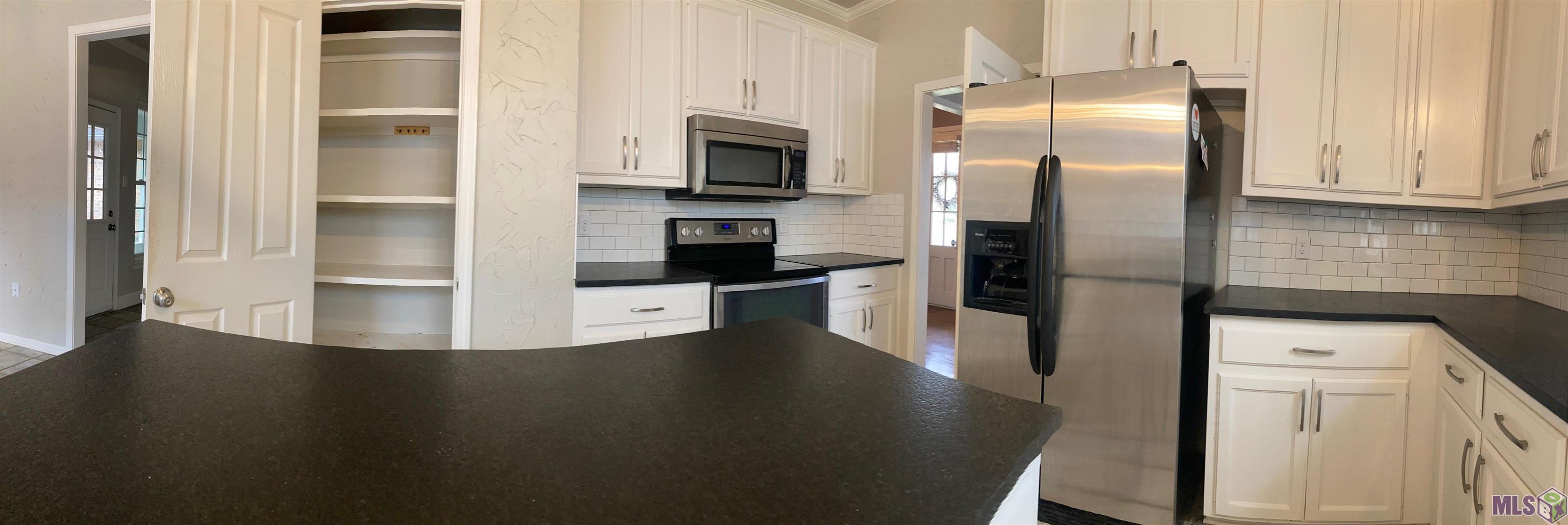 3531 Riverway Drive Baton Rouge, LA 70820 - Photo 5 of 22