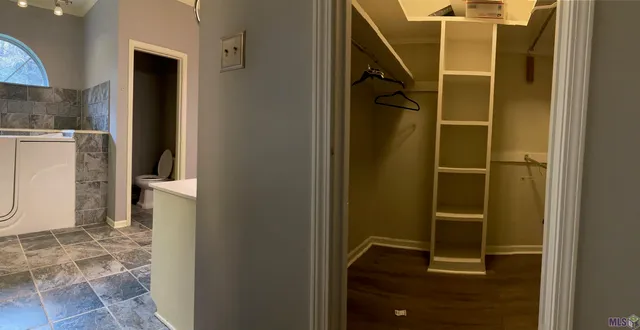 $319,000 | 3531 Riverway Drive, Baton Rouge, LA 70820