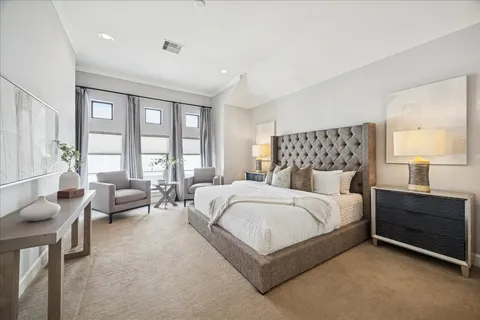 $665,000 | 615 West Bell Street, Houston, TX 77019