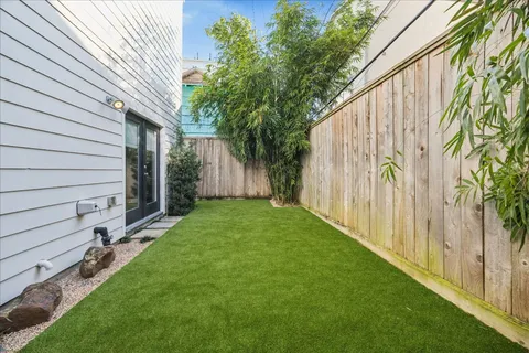 $665,000 | 615 West Bell Street, Houston, TX 77019