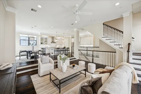 $669,000 | 615 West Bell Street, Houston, TX 77019