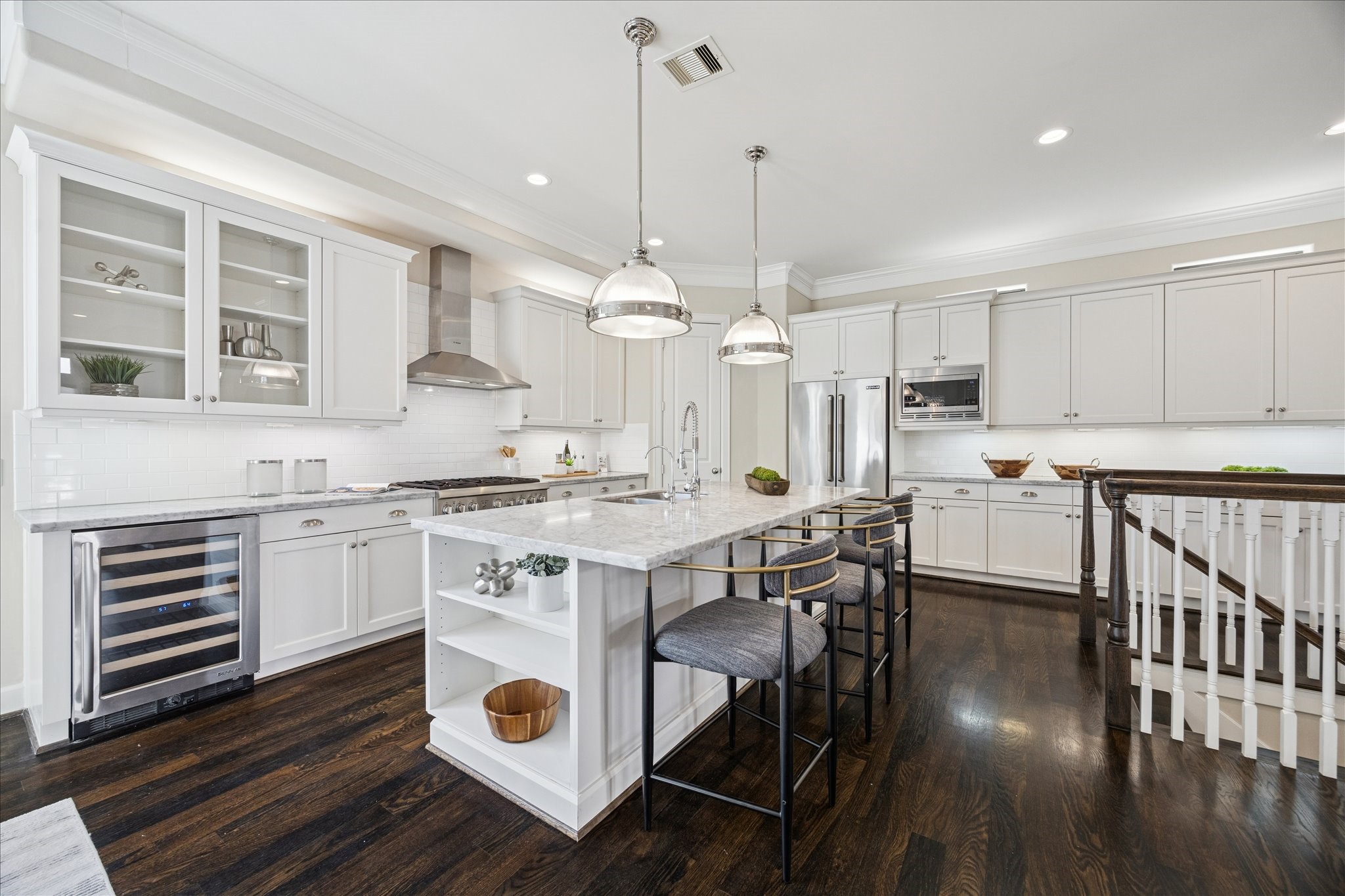 615 West Bell Street Houston, TX 77019 - Photo 8 of 26