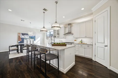 $665,000 | 615 West Bell Street, Houston, TX 77019