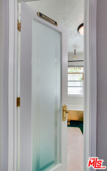 2912 11th Street, Unit 4 Santa Monica, CA 90405 - Photo 17 of 39