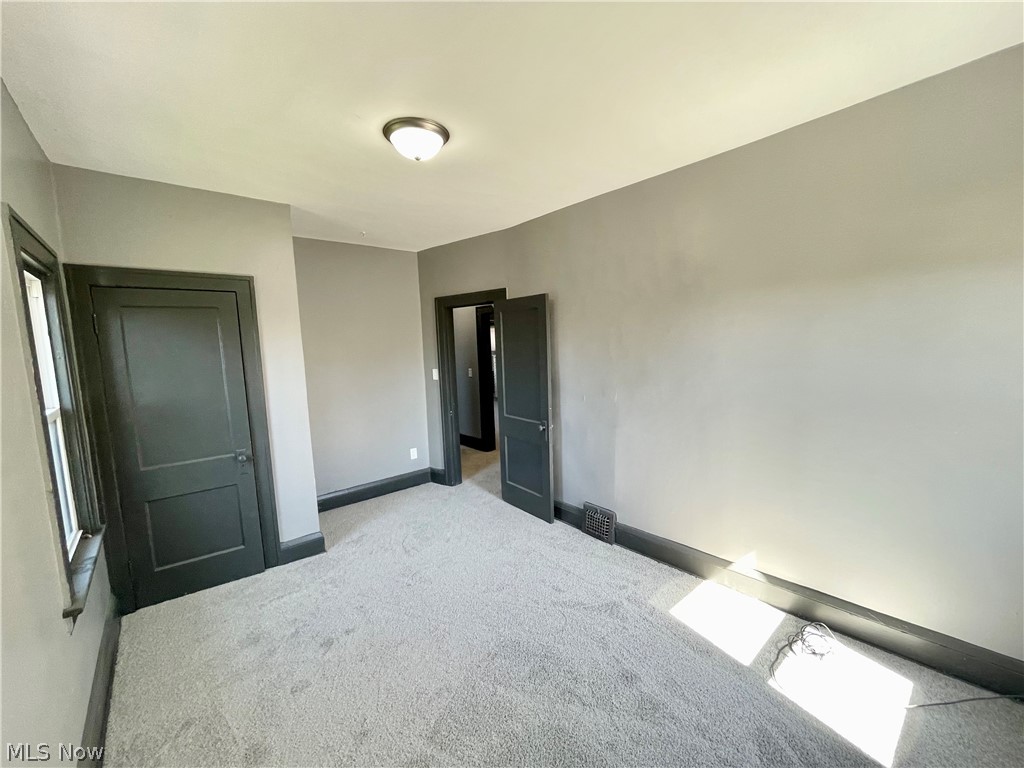 1756 Noble Road Cleveland, OH 44112 - Photo 11 of 28
