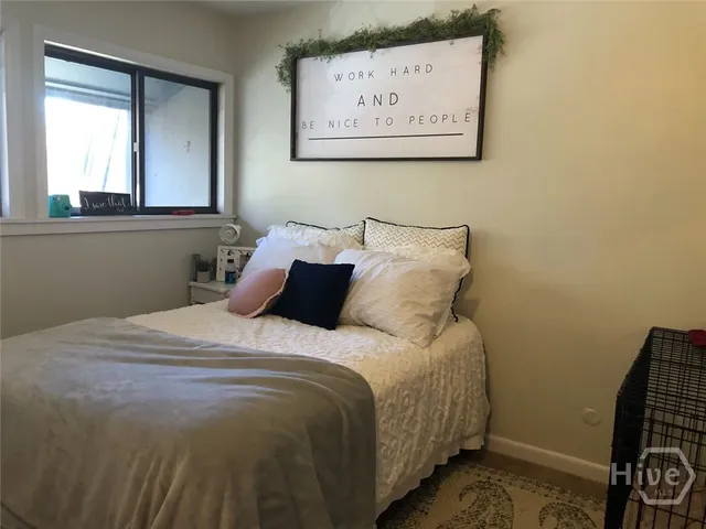 $1,400 | 187 Woodstone Drive, Athens, GA 30605