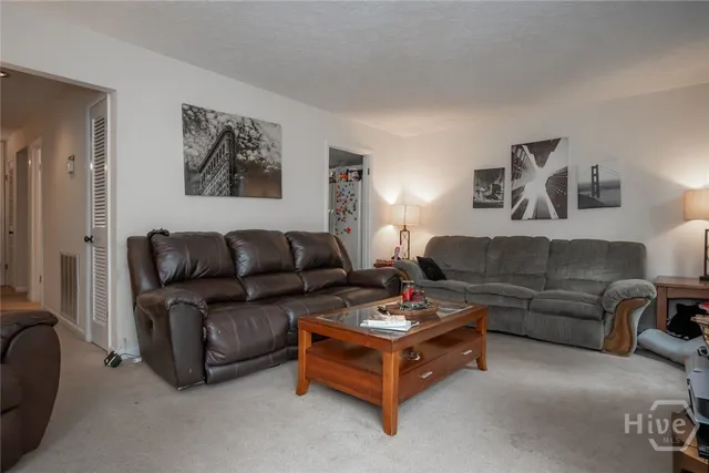 $1,400 | 187 Woodstone Drive, Athens, GA 30605