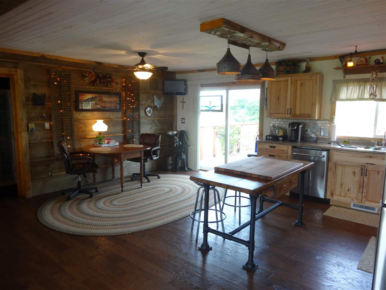 3561 West Sumner Road Leaf River, IL 61047 - Photo 8 of 24 Gallery Image 8
