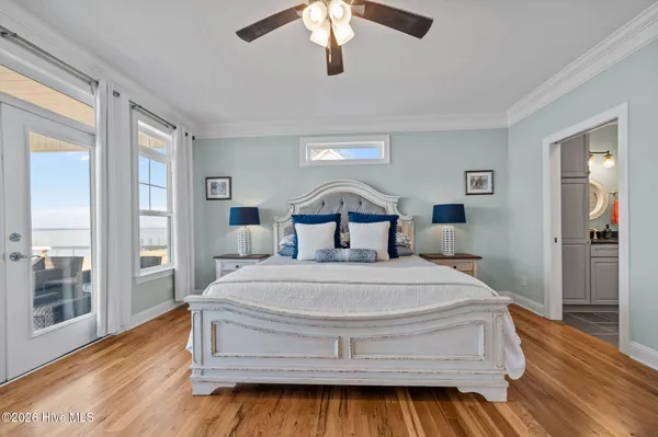 $989,900 | 30 East N Shore Lane, Arapahoe, NC 28510
