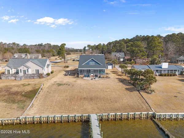 $989,900 | 30 East N Shore Lane, Arapahoe, NC 28510