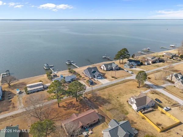 $989,900 | 30 East N Shore Lane, Arapahoe, NC 28510