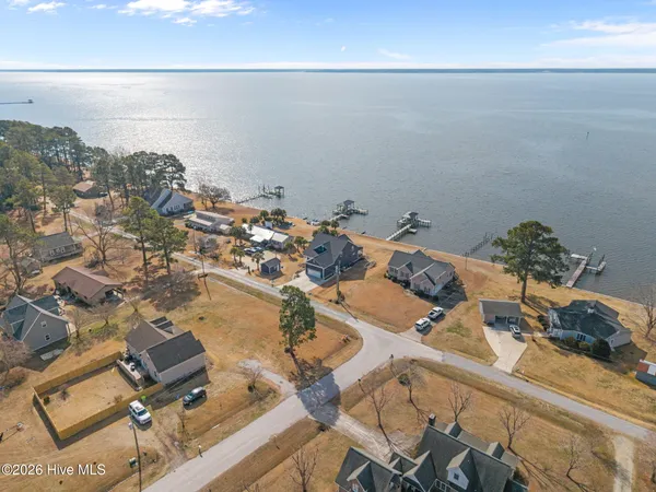 $989,900 | 30 East N Shore Lane, Arapahoe, NC 28510