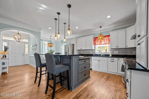 $989,900 | 30 East N Shore Lane, Arapahoe, NC 28510