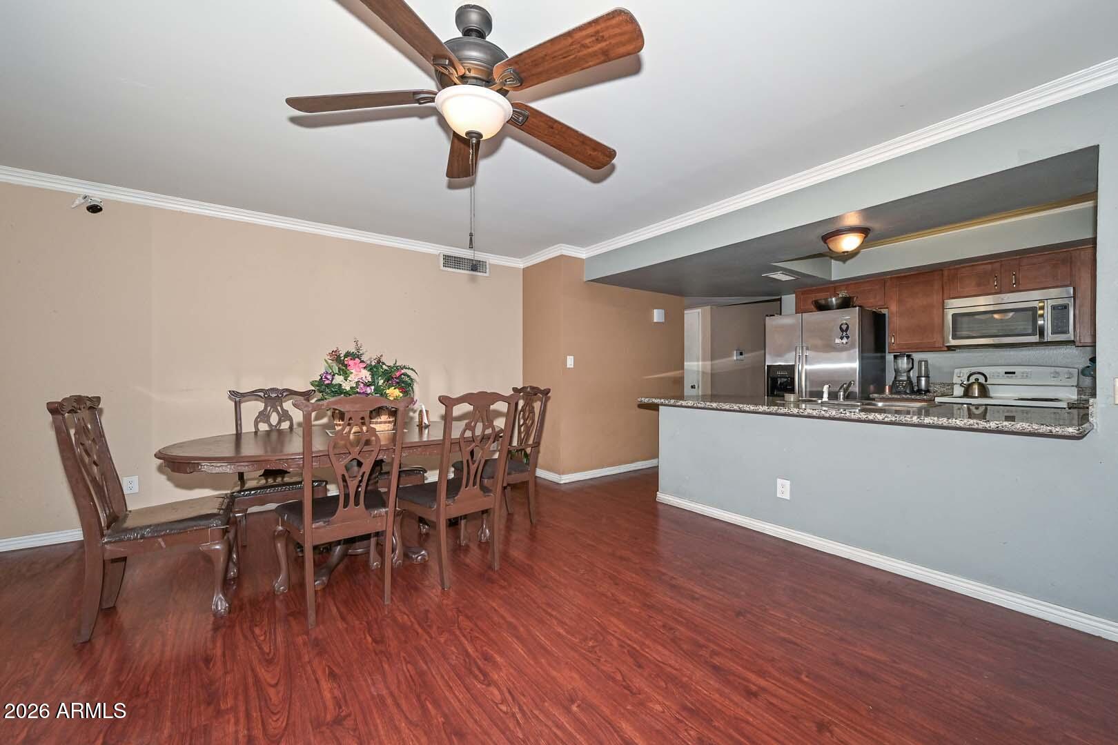 3630 North 86th Avenue Phoenix, AZ 85037 - Photo 14 of 42 Breakfast Room-Kitchen