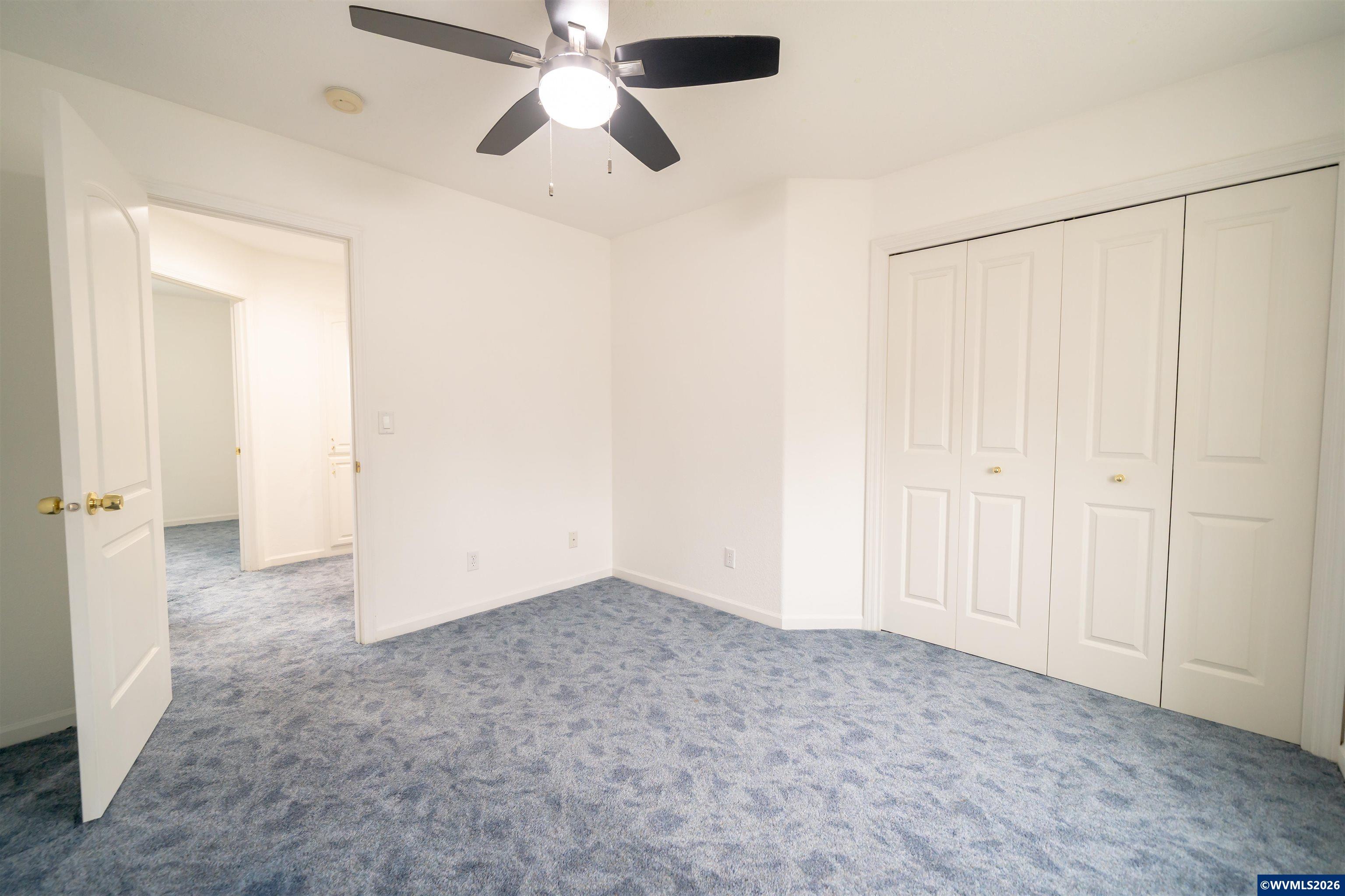 312 Southwest Cascade Meadow Drive Sublimity, OR 97385 - Photo 25 of 42 a view of an empty room