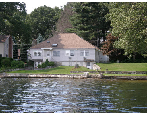 143 South Shore Road Webster, MA 01570 - Photo 1 of 1 Gallery Image 1