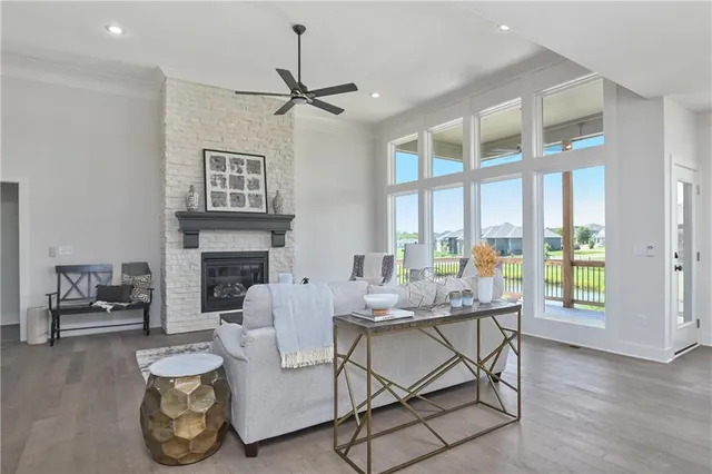 $719,950 | 5858 McCormick Drive, Shawnee, KS 66226