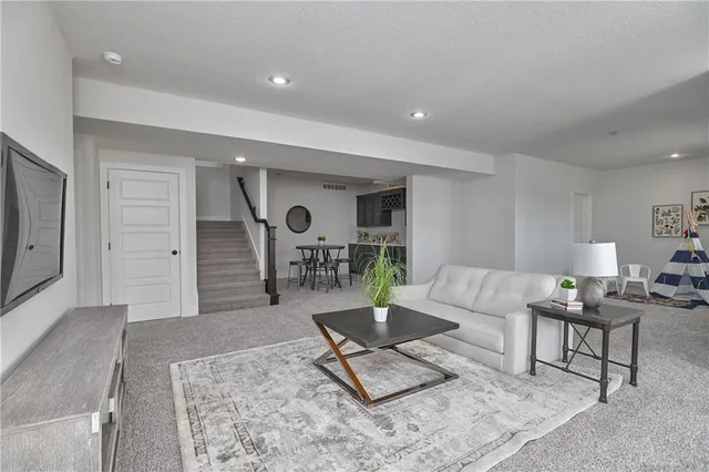 $719,950 | 5858 McCormick Drive, Shawnee, KS 66226