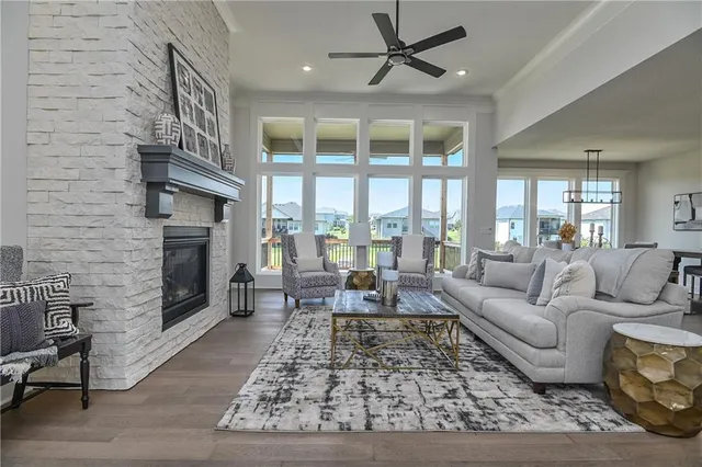 $719,950 | 5858 McCormick Drive, Shawnee, KS 66226