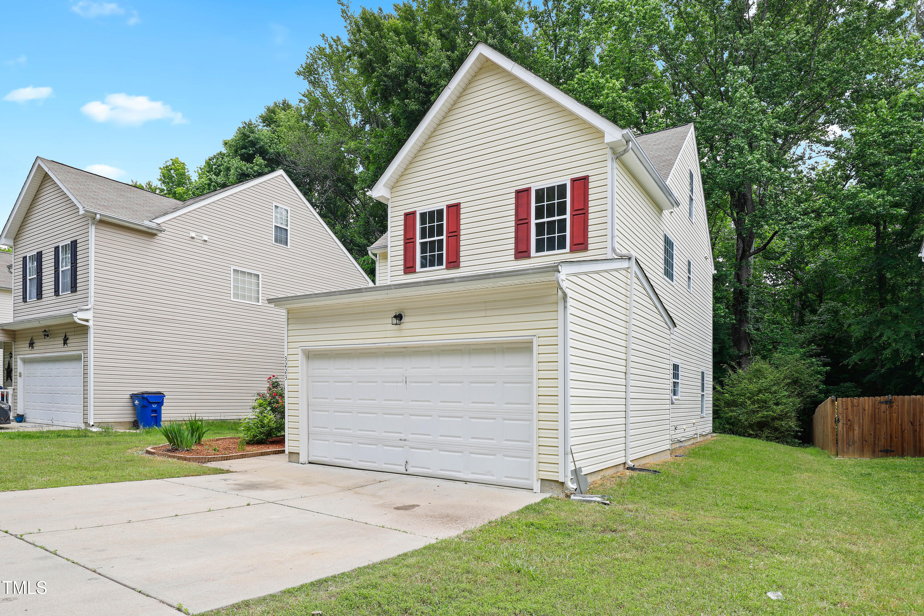 3223 Polite Lane Raleigh, NC 27610 - Photo 2 of 32 2