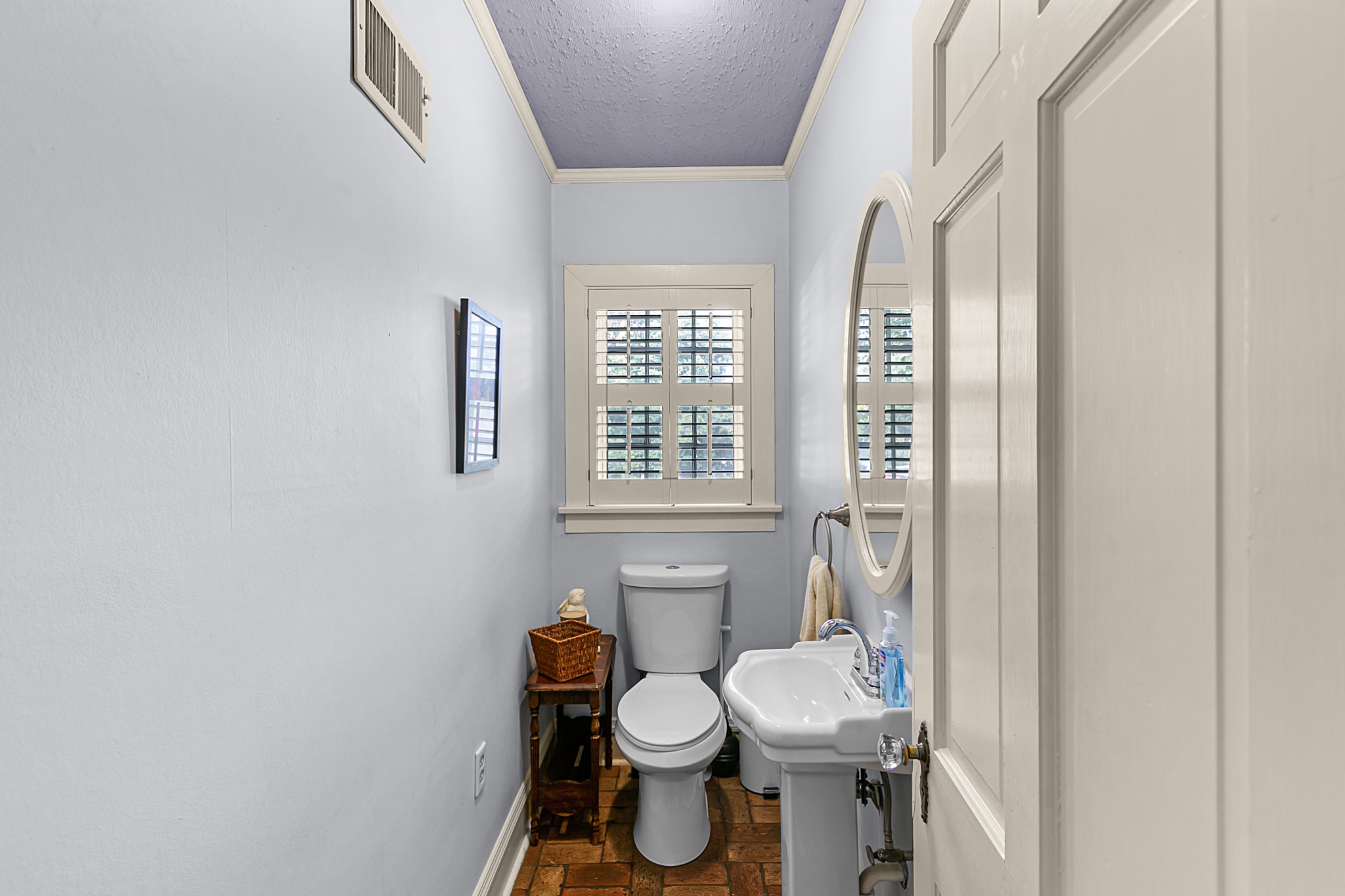 445 Walnut Street Jackson, TN 38301 - Photo 8 of 30 Gallery Image 8