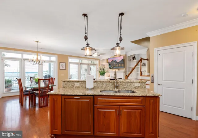 $984,999 | 110 Channel Marker Way, Unit 204, Grasonville, MD 21638