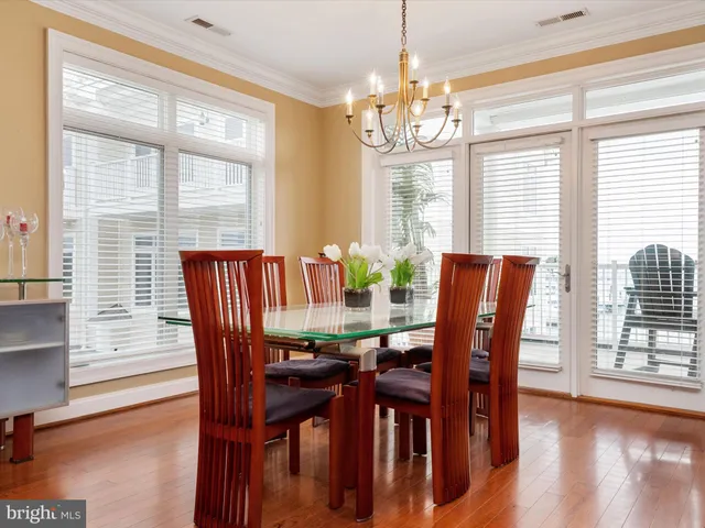 $984,999 | 110 Channel Marker Way, Unit 204, Grasonville, MD 21638