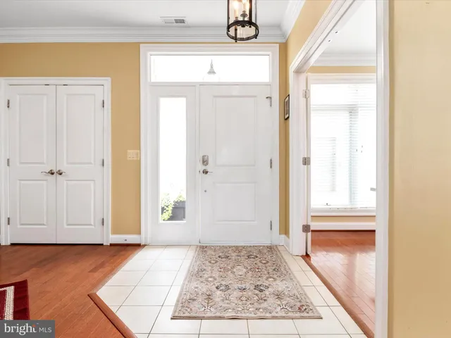 $984,999 | 110 Channel Marker Way, Unit 204, Grasonville, MD 21638