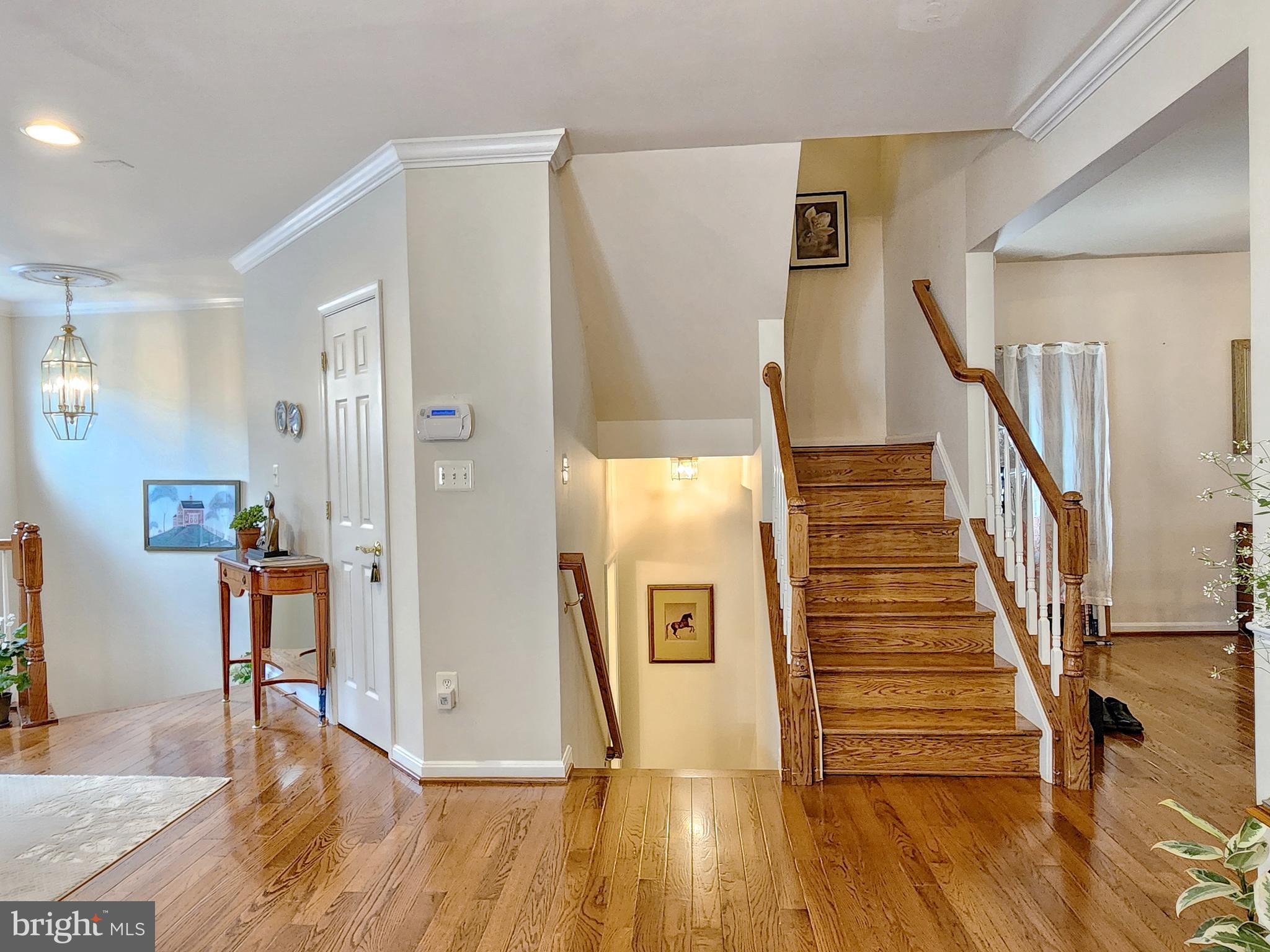 12158 Caldicot Lane Fairfax, VA 22030 - Photo 15 of 59