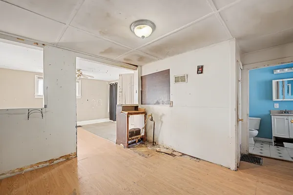 a view of a storage & utility room