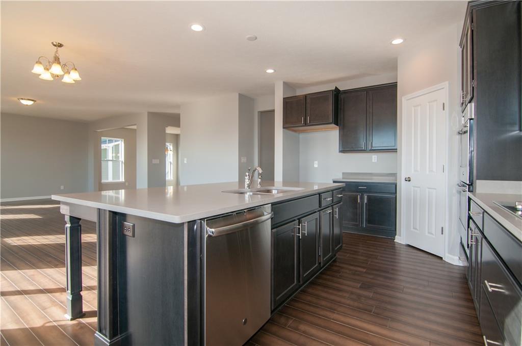 15117 Blue Ribbon Boulevard Fishers, IN 46040 - Photo 12 of 44 Gallery Image 12