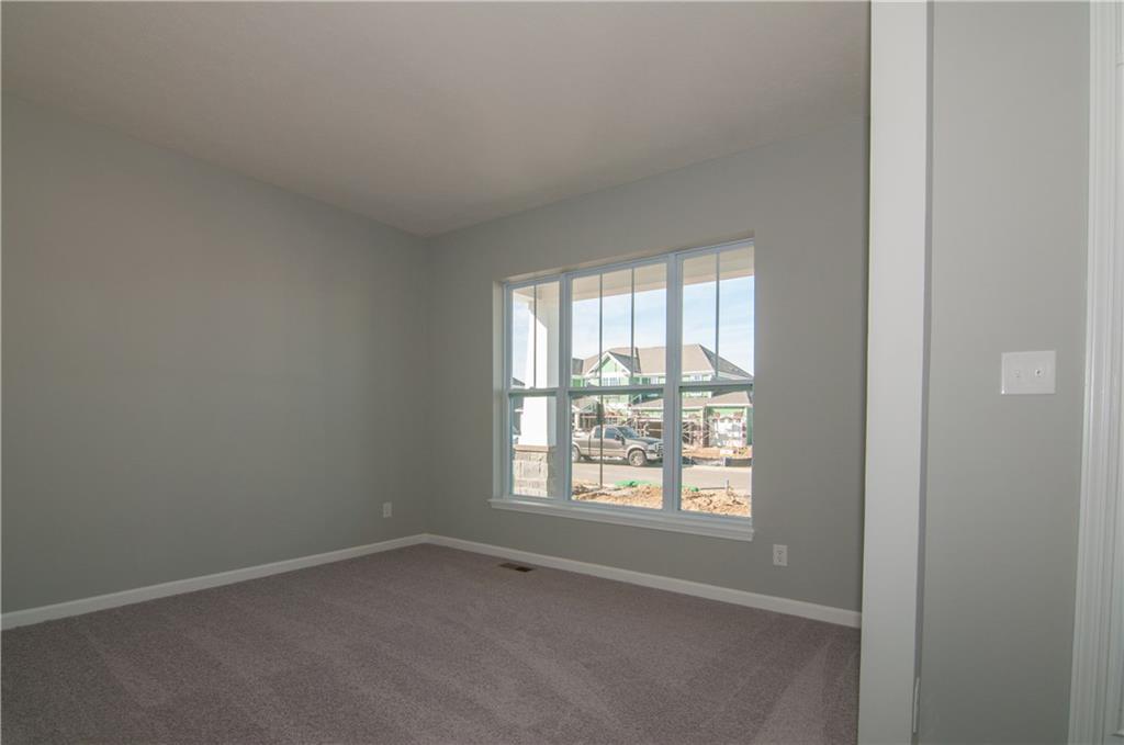 15117 Blue Ribbon Boulevard Fishers, IN 46040 - Photo 5 of 44 Gallery Image 5
