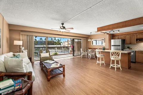 $440,000 | 75-5719 Alii Drive, Unit 208, Kailua-Kona, HI 96740