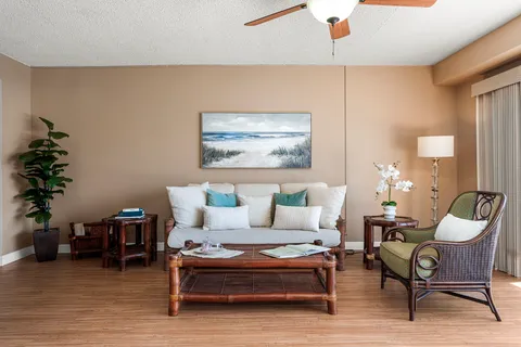 $440,000 | 75-5719 Alii Drive, Unit 208, Kailua-Kona, HI 96740