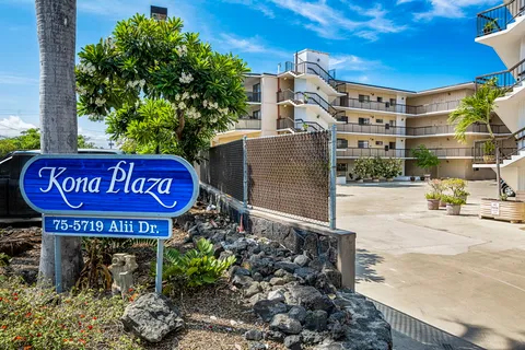 $440,000 | 75-5719 Alii Drive, Unit 208, Kailua-Kona, HI 96740