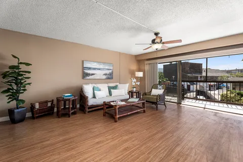 $440,000 | 75-5719 Alii Drive, Unit 208, Kailua-Kona, HI 96740