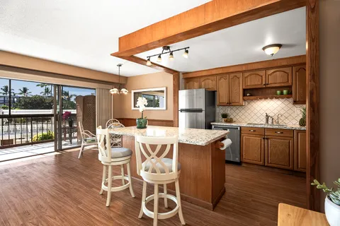 $440,000 | 75-5719 Alii Drive, Unit 208, Kailua-Kona, HI 96740