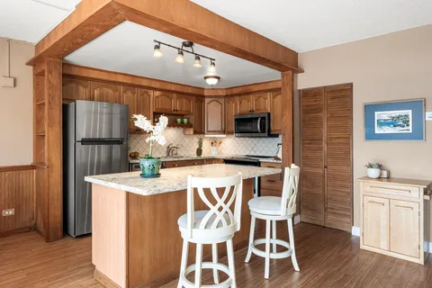 $440,000 | 75-5719 Alii Drive, Unit 208, Kailua-Kona, HI 96740